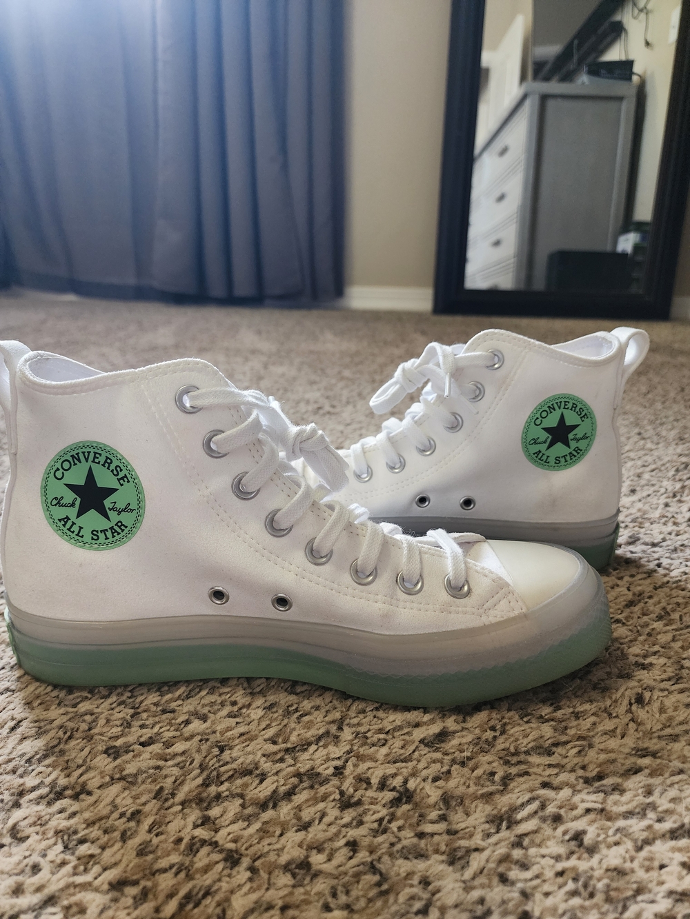 Converse All Star Chuck Taylors - Limited Edition White Colorway